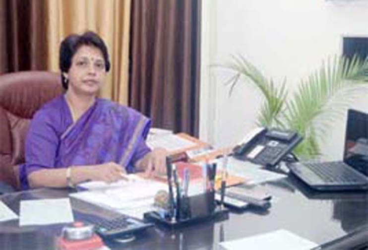 Principal Neena Shankar