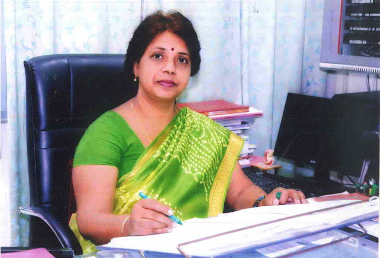 Principal Neena Shankar